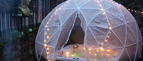 Baignoire à remous extérieure