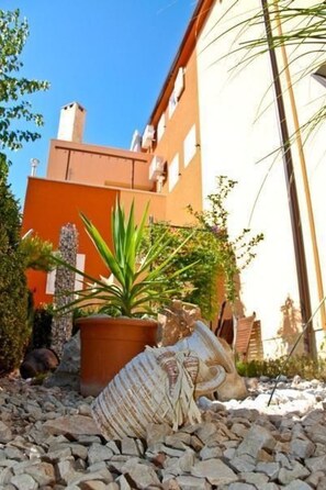 Property grounds - Villa Mediteran, kleine Ferienwohnung mit Balkon by Interhome (Trogir/Okrug Donji)