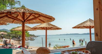 Mobilheim direkt am Strand by Interhome