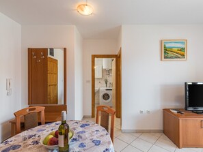 Dining - Villa Pinta mit großem Garten by Interhome (Buzinija)