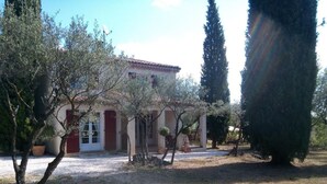 Exterior - mit privatem Pool in Cotignac by Interhome (Carces)