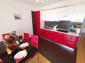 Fridge, microwave, cookware/dishes/utensils - in Selce mit Balkon by Interhome (Selce)