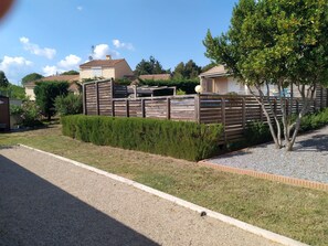 Property grounds - inmitten der Weinberge Lucinkas by Interhome (Laurens)