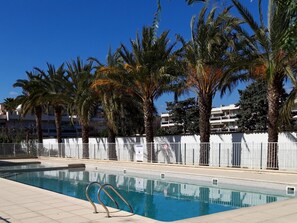 Pool - Die Gärten von Antibes by Interhome (Antibes)