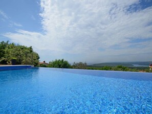 Pool - Tonina house by Interhome (Brovinje)