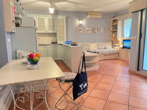 Living area - Roquebrune sur la Mer bei Holiday World by Interhome (Roquebrune Cap Martin)