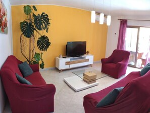 TV - Ferienvilla mit eigenem Garten und Grill by Interhome (Divsici)