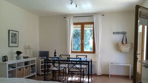 Room - À l'abri du Mistral by Interhome (Garrigues Ste Eulalie)