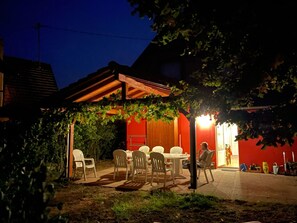 Outdoor dining - für 6 Personen ca. 110 m²in Stotzheim, Elsass (Bas-Rhin) by Interhome (Barr)