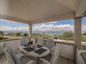 Outdoor dining - Komplett ausgestattete Wohnung für 7 Personen by Interhome (Brač/Supetar)