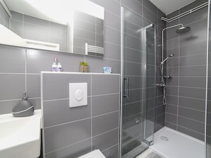 Towels - Komplett ausgestattete Wohnung für 7 Personen by Interhome (Brač/Supetar)