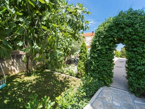 Property grounds - Wohnung "Lorenzo" mit Terrasse by Interhome (Trogir)