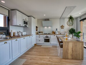 Fridge, microwave, oven, dishwasher - Träumen im Périgord by Interhome (Eymet)