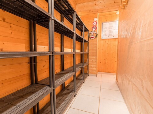 Erdgeschoss 110 m2 - 15 Personen - In der Nähe der Pisten by Interhome