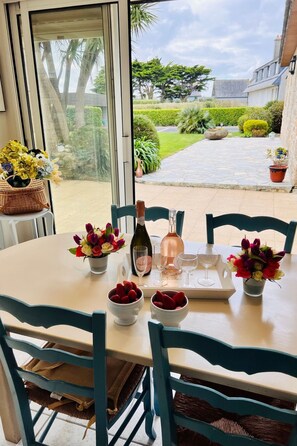Dining - VILLA TRO NAOD by Interhome (Brignogan-Plage)