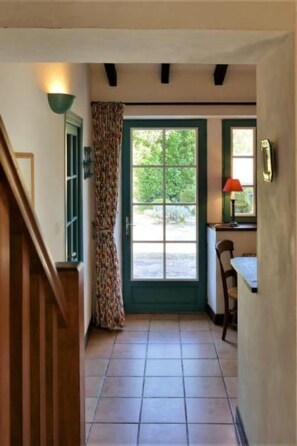 Interior - Apartment  by Interhome (Cambo Les Bains)