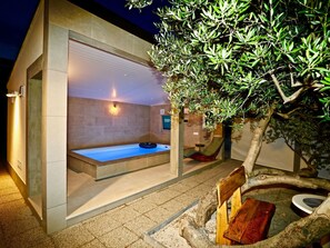 Pool - Manora Sucuraj Pool Gästehaus by Interhome (Hvar/Sućuraj)