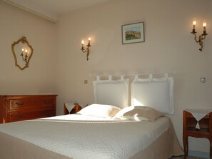 Internet - Wohnung le Galet de Cassis in Cassis by Interhome (Cassis)