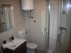 Towels - Wohnung "Monika" by Interhome (Omiš)