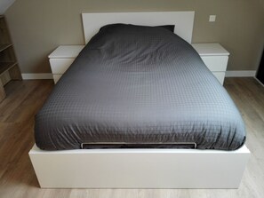 Internet - Moderne Duplexwohnung mit Durchgang in der Nähe von SPA by Interhome (St Quentin)