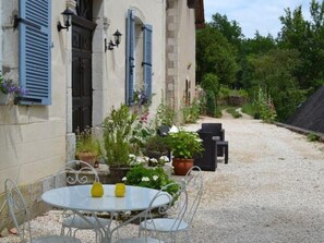 Outdoor dining - Gîte für fünf Personen by Interhome (Souillac)