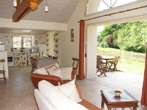 Interior - "Au Bas Chalonge Gîte" by Interhome (Ligné)