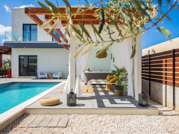 Pool - VILLA OLEA by Interhome (Debeljak)