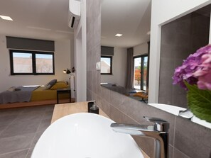 Internet - VILLA OLEA by Interhome (Debeljak)