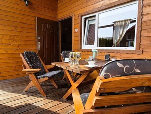 Ulkoruokailutilat