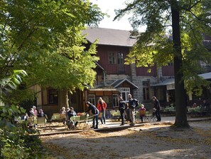 Outdoor dining - Panoramablick in Königstein by Interhome (Königstein)