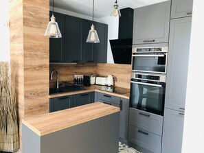Fridge, microwave, oven, dishwasher - Domaine Sainte-Maxime Park -Grand T2 by Interhome (Sainte Maxime)