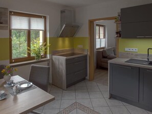 Dining - Appartement mit Bergblick by Interhome (Bad Elster)