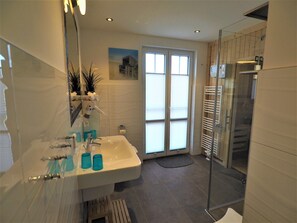Bathroom - Träumen unter Reet by Interhome (Rerik)
