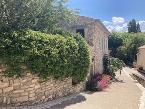Exterior - Dorfhaus in provencal mit Pool by Interhome (Chamaret)