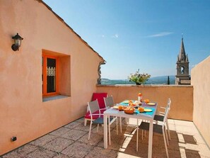 Outdoor dining - Morard - Bonnieux Appt 2. Etage by Interhome (Bonnieux)