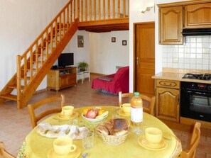 Dining - Morard - Bonnieux Appt 2. Etage by Interhome (Bonnieux)