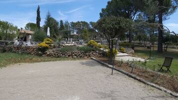 Enceinte de lâhĂ©bergement