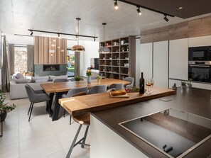 Dining - Villa Ansi Exclusive by Interhome (Fabci)