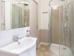 Towels - "Le Roseraie" by Interhome (Pleudihen sur Rance)
