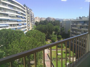 Property grounds - Studio "Observatoire" möbliert 20m2 mit Balkon 2m2 by Interhome (Marseille)