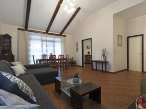 TV - mit Pool by Interhome (Medulin/Ližnjan)