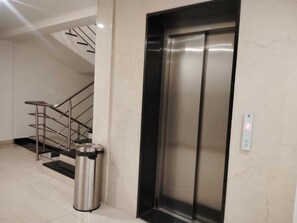 In-room dining - The SB A Business Boutique Hotel (Hyderabad)