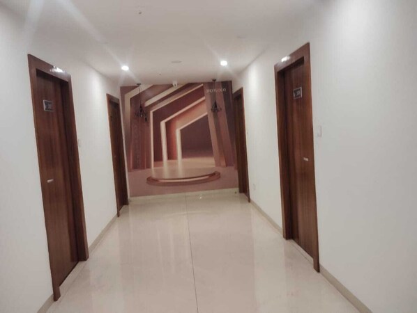 Comfort Studio, City View | Terrace/patio - The SB A Business Boutique Hotel (Hyderabad)