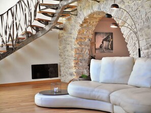 DVD player - Domaine "Benjamin" mit Infinity-Pool by Interhome (Carnas)