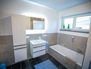 Towels - Spatzennest 86 qm by Interhome (Burtenbach)