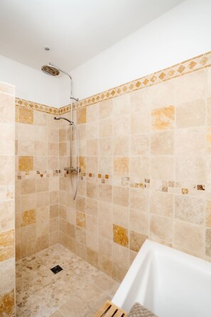 Towels - Flucht in die Domäne Givaudan by Interhome (Cavillargues)
