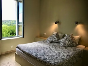 Room - Apartment  by Interhome (Cavillargues)