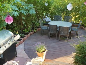 Outdoor dining - Doppelappartement mit Garten by Interhome (Nüdlingen)