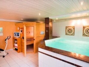 Pool - Ahorn Studio in Bad Dürrheim by Interhome (Bad Dürrheim)