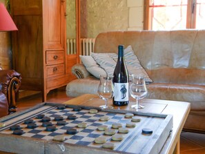 Interior - Der Ruf der freien Zone by Interhome (Francueil)